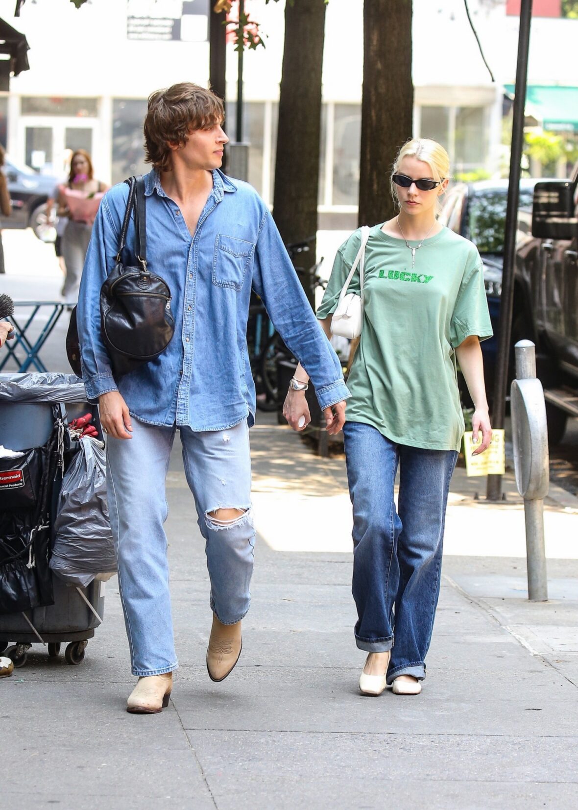 Anya Taylor Joy passa um dia em Nova York com Malcolm McRae