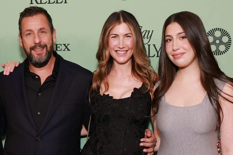 Adam Sandler chega ao MSG antes do casamento de Taylor Swift