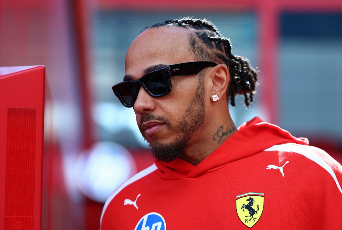 Lewis Hamilton no circuito de Silverstone