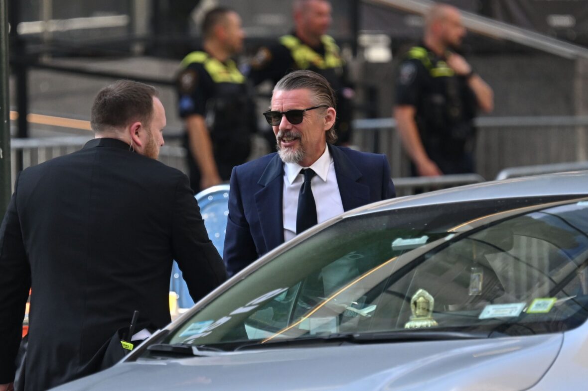 Ethan Hawke chega ao Madison Square Garden