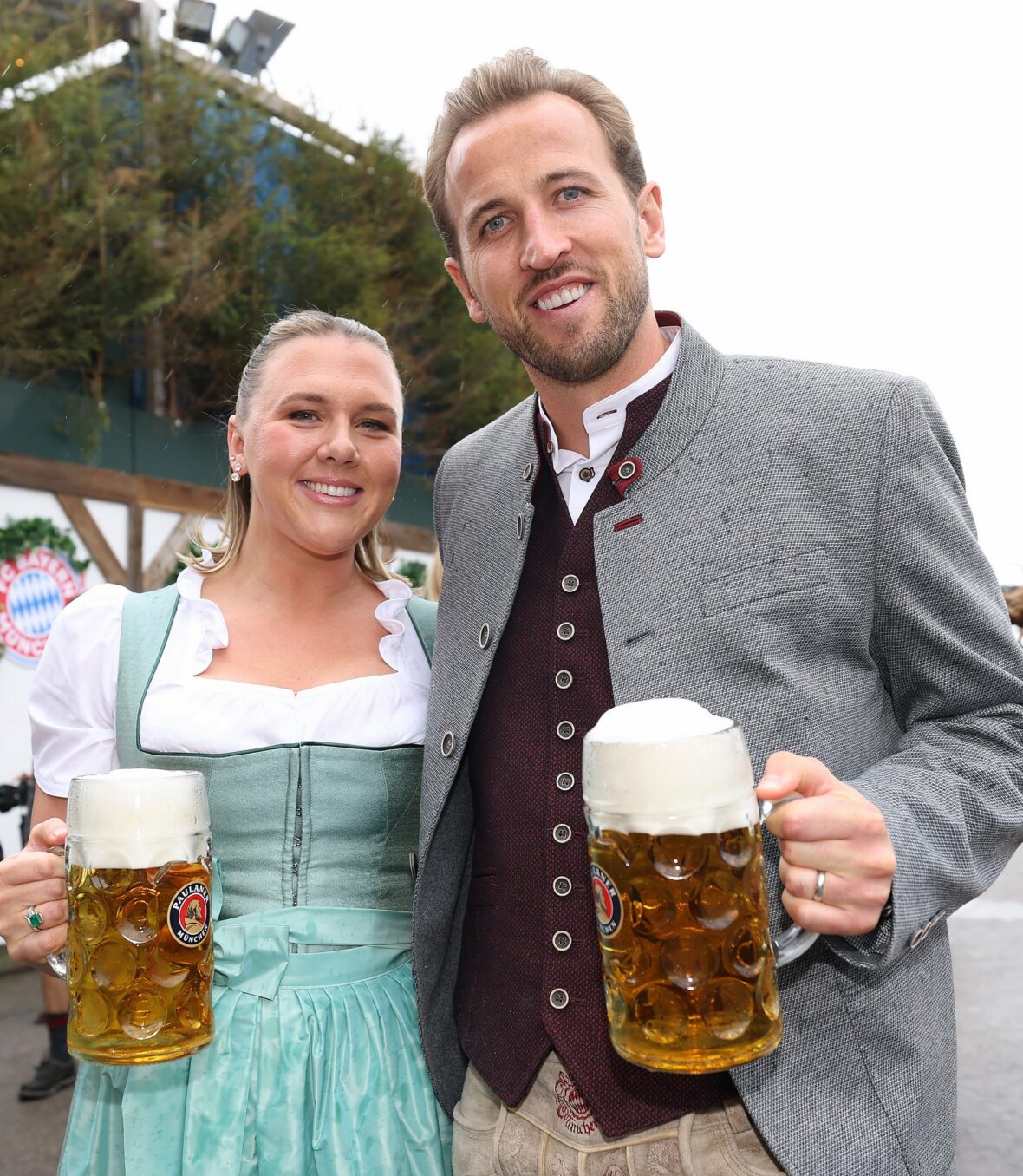 Harry e Katie Kane na Oktoberfest