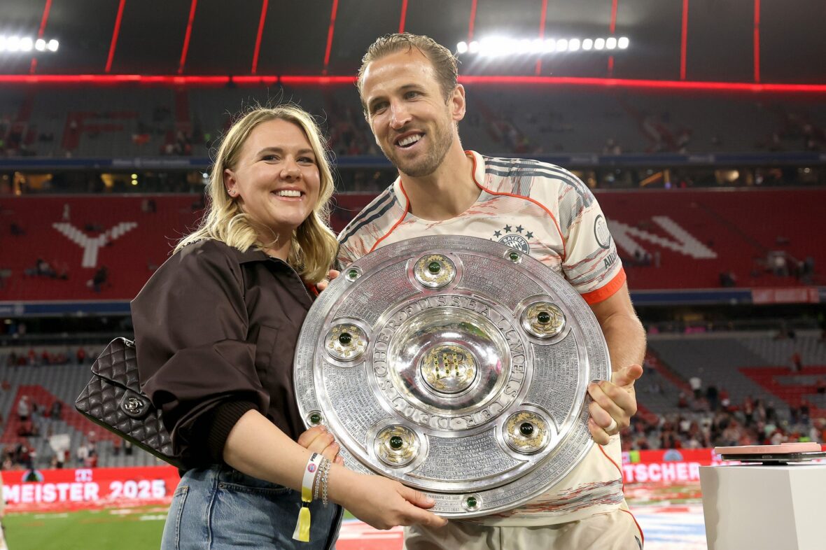 Harry e Katie Kane na partida da Bundesliga