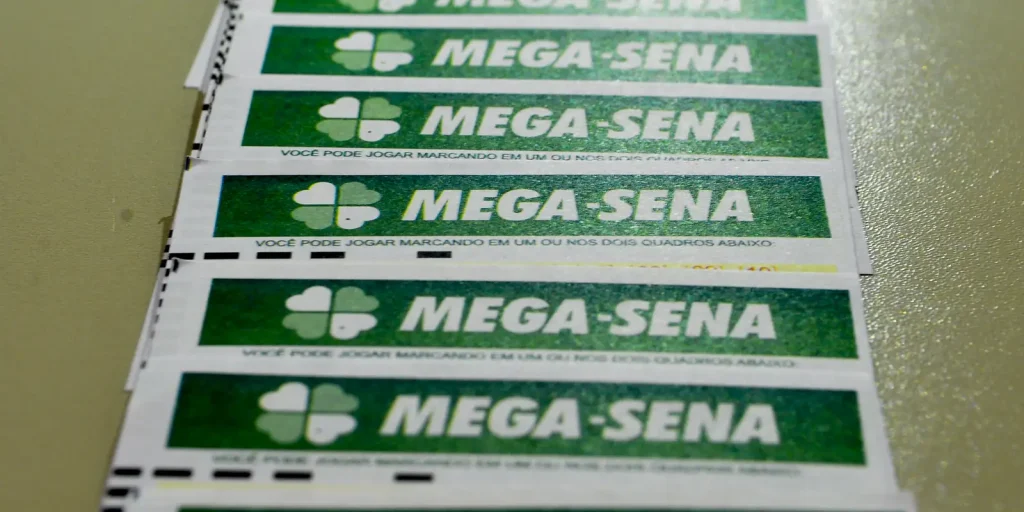 Mega-Sena acumula e pode pagar R$ 45 milhões nesta quinta-feira
