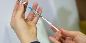 Campanha nacional busca ampliar imunização contra vírus que causa bronquiolite em bebês
