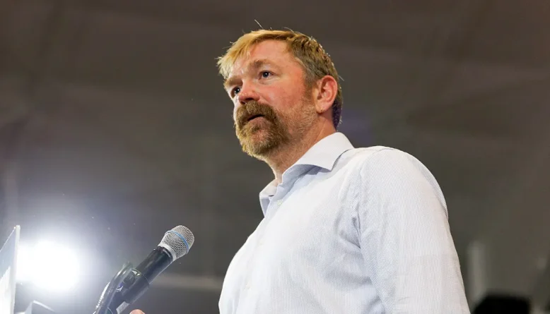 Democrat Rep Dean says Platner disqualified himself in Maine Senate race