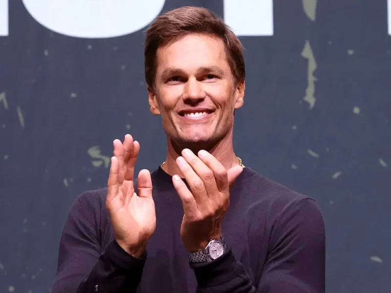 Tom Brady attempts to slap Logan Paul at Fanatics Fest in New York