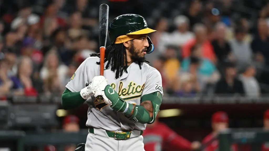 Rookie do Athletics rompe testículo após rebater bola na virilha; mesmo lesionado, conseguiu rebater hit
