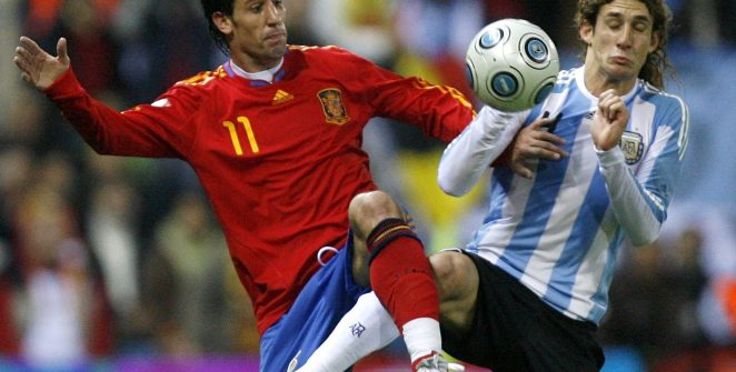 Campeão mundial pela Espanha em 2010 tem entrada vetada nos EUA por ter jogado amistoso no Irã