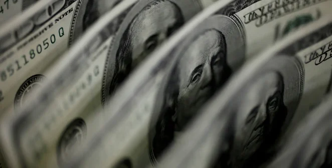 Dólar fecha a R$ 5,11 e Ibovespa cai leve com escalada de conflito no Oriente Médio