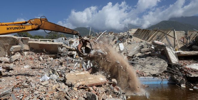 Sobe para 2.595 o número de mortos nos terremotos que atingiram a Venezuela em junho