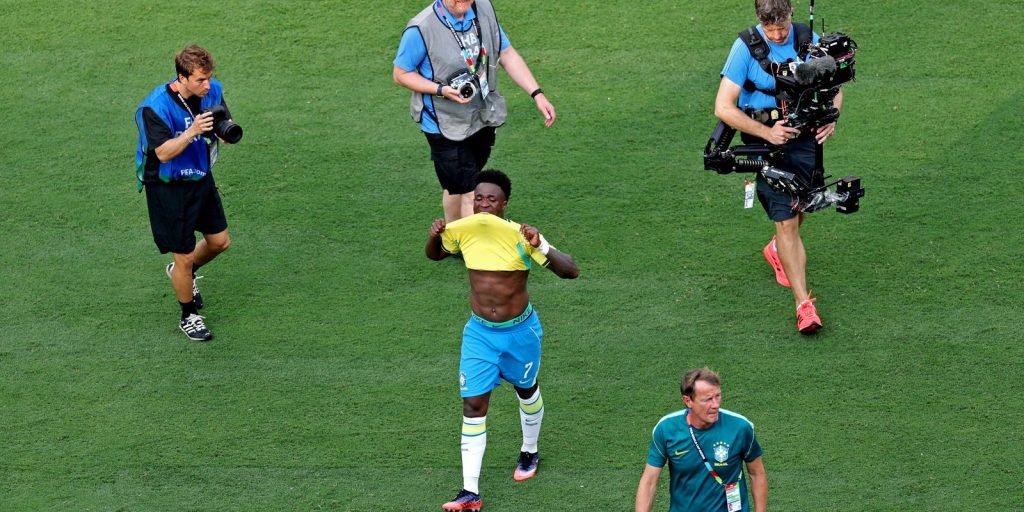 Vini Jr. pede desculpas e reafirma busca pelo hexa; Marquinhos evita projetar futuro na seleção