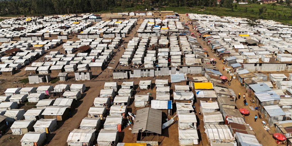OMS alerta que surto de Ebola no Congo continua em expansão e já soma mais de 1.500 casos