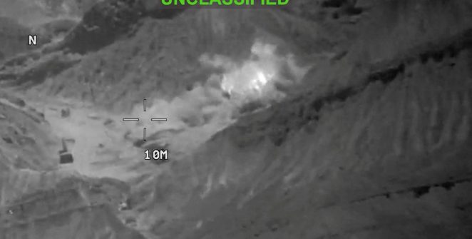 EUA atacam canteiro de usina nuclear iraniana enquanto Irã responde com ofensiva em três países
