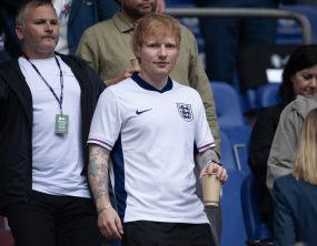 Torcida inglesa zomba de show de Ed Sheeran para seleção: Método de tortura de Tuchel