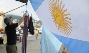 Quase metade dos jovens argentinos vive em situação de vulnerabilidade, aponta pesquisa da UBA
