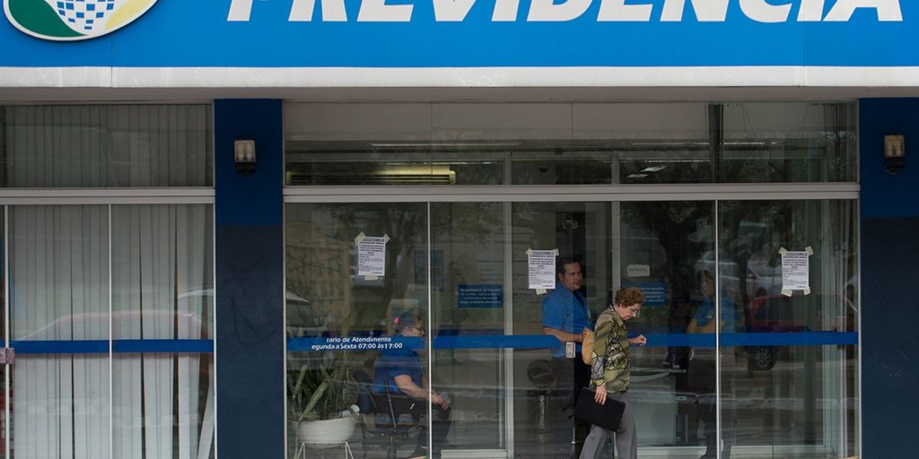 Governo autoriza R$ 547 milhões para reembolsar vítimas de descontos indevidos no INSS