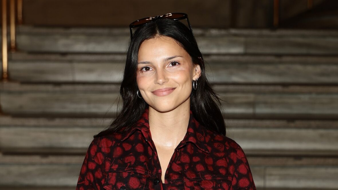 Desfile Marc Jacobs Primavera 2027 – Desfile Inde Navarrette Marc Jacobs Passarela Primavera 2027 - Desfile