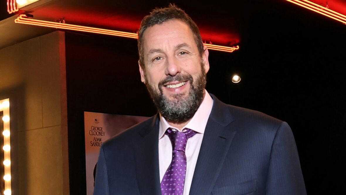 adam-sandler-at-madison-square-garden Adam Sandler chega ao MSG antes de Taylor Swift