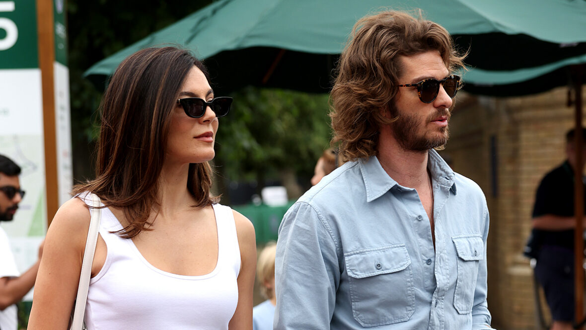 Monica Barbaro e Andrew Garfield em Wimbledon
