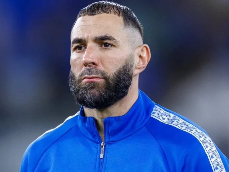 Futuro de Karim Benzema no Al Hilal é incerto; clube estaria aberto a negociar atacante de 38 anos