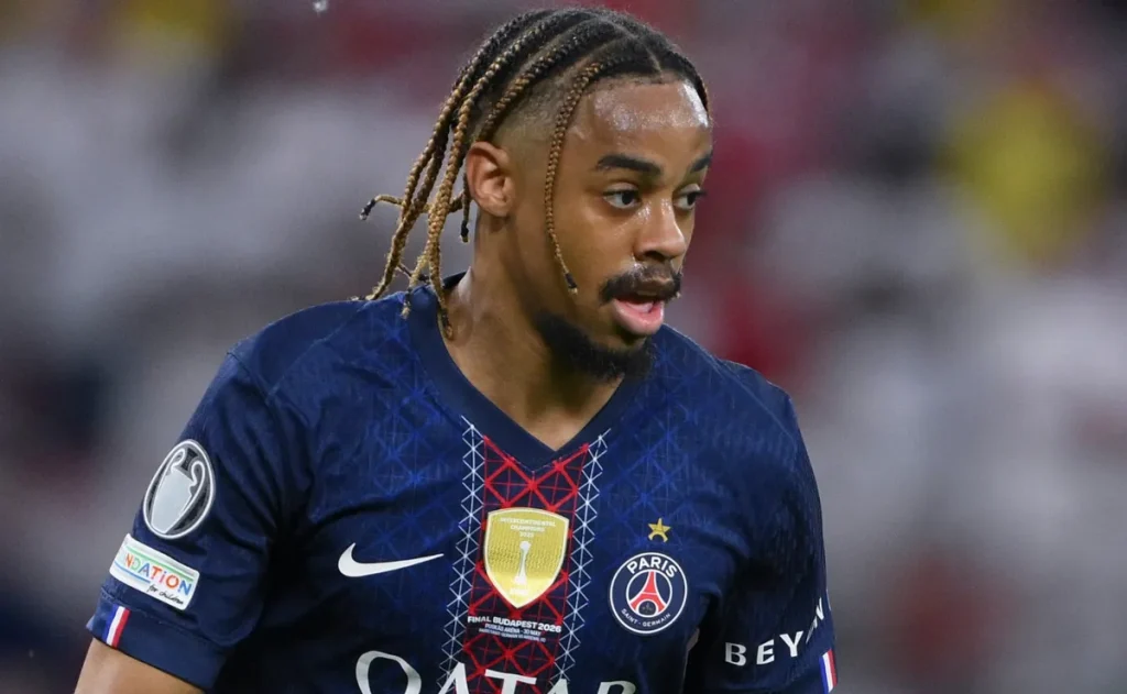 Barcola recusa renovação com PSG e vira alvo de Liverpool, Arsenal e Bayern; clube pede €170 milhões