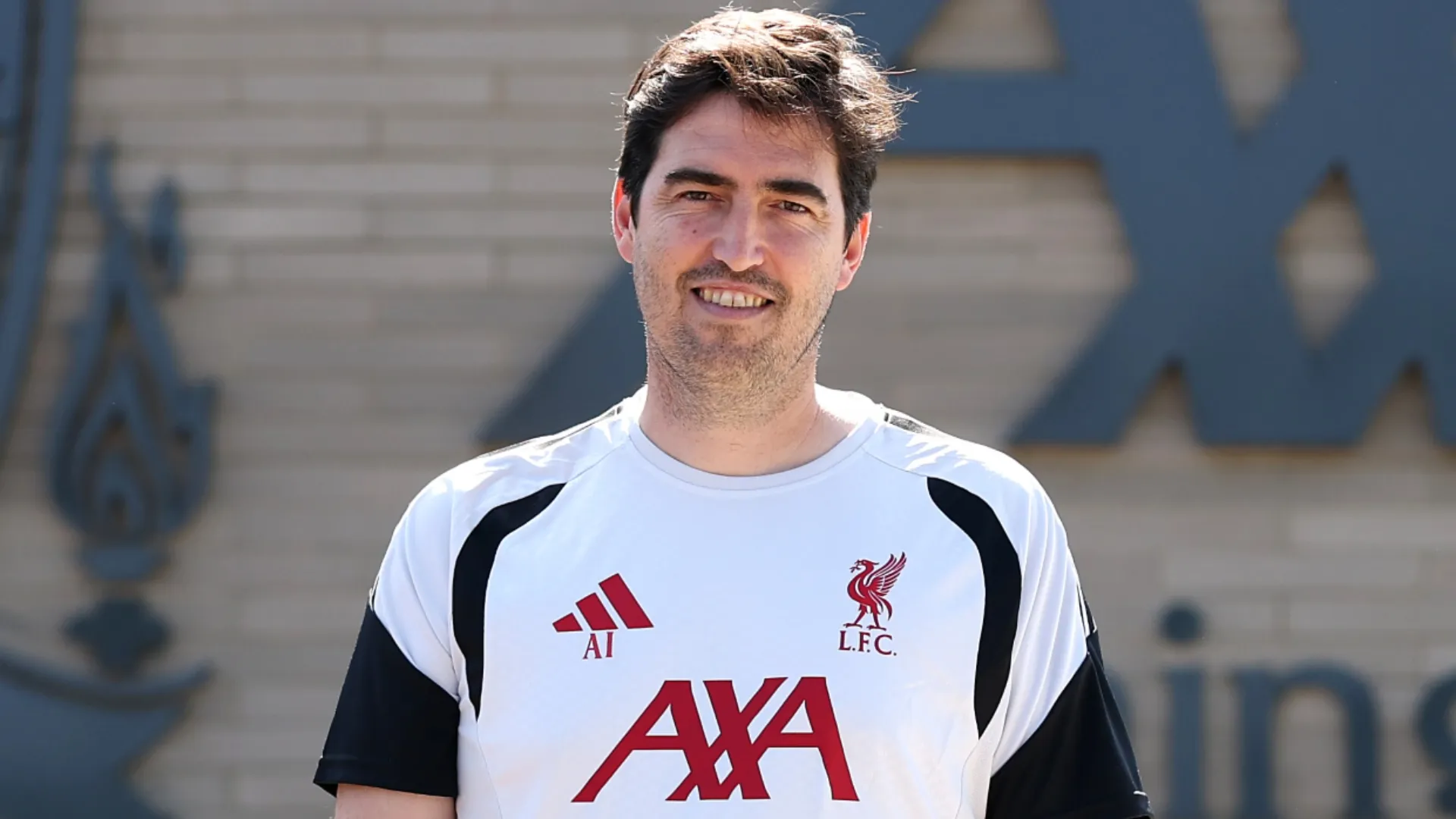 Liverpool e Arsenal miram Bradley Barcola, do PSG, em negociação que pode superar € 120 milhões