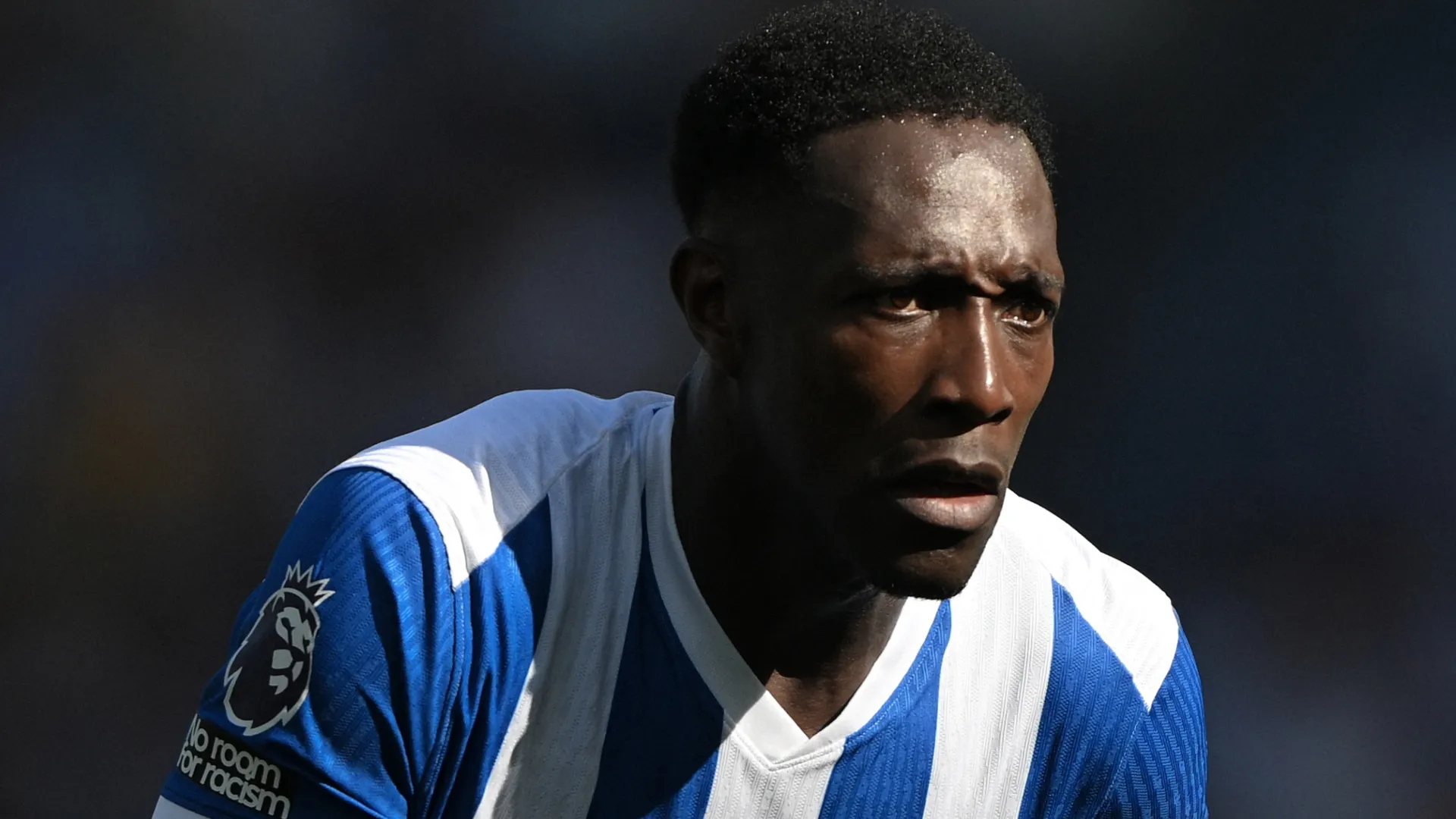 Chelsea muda estratégia com Xabi Alonso e mira experientes como Henderson, Welbeck e Garcia