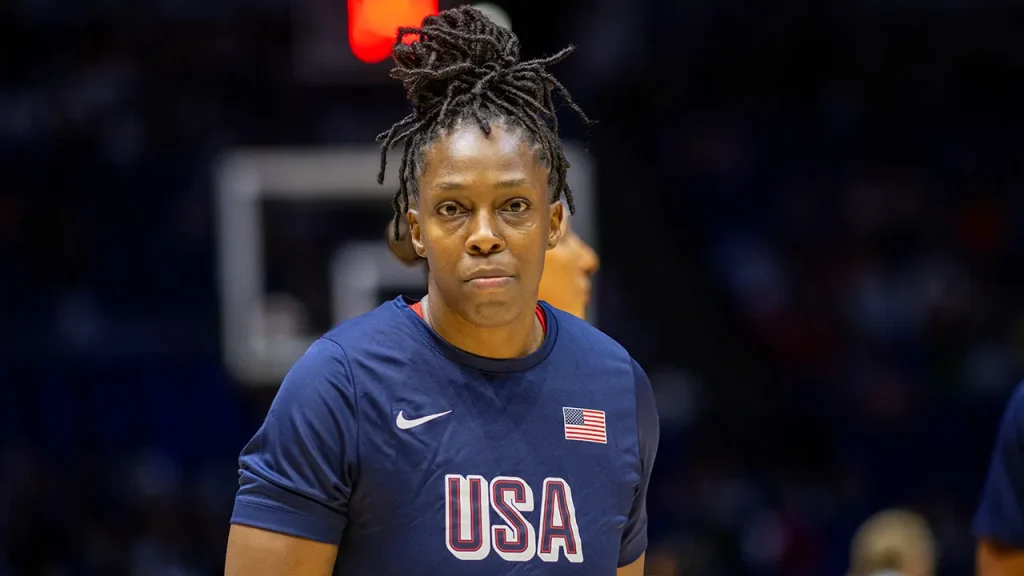 Chelsea Gray, do Las Vegas Aces, denuncia insulto racista recebido após derrota para o Indiana Fever de Caitlin Clark