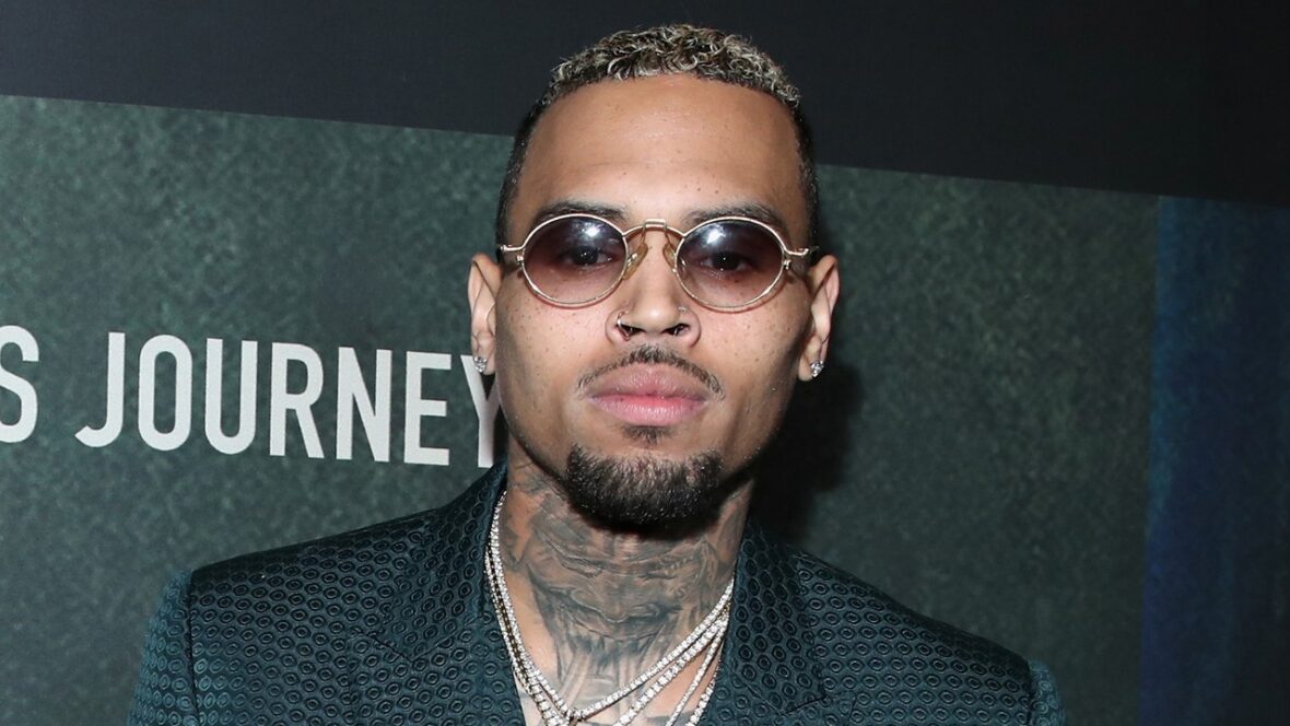 Chris Brown condenado a pagar ex-governanta
