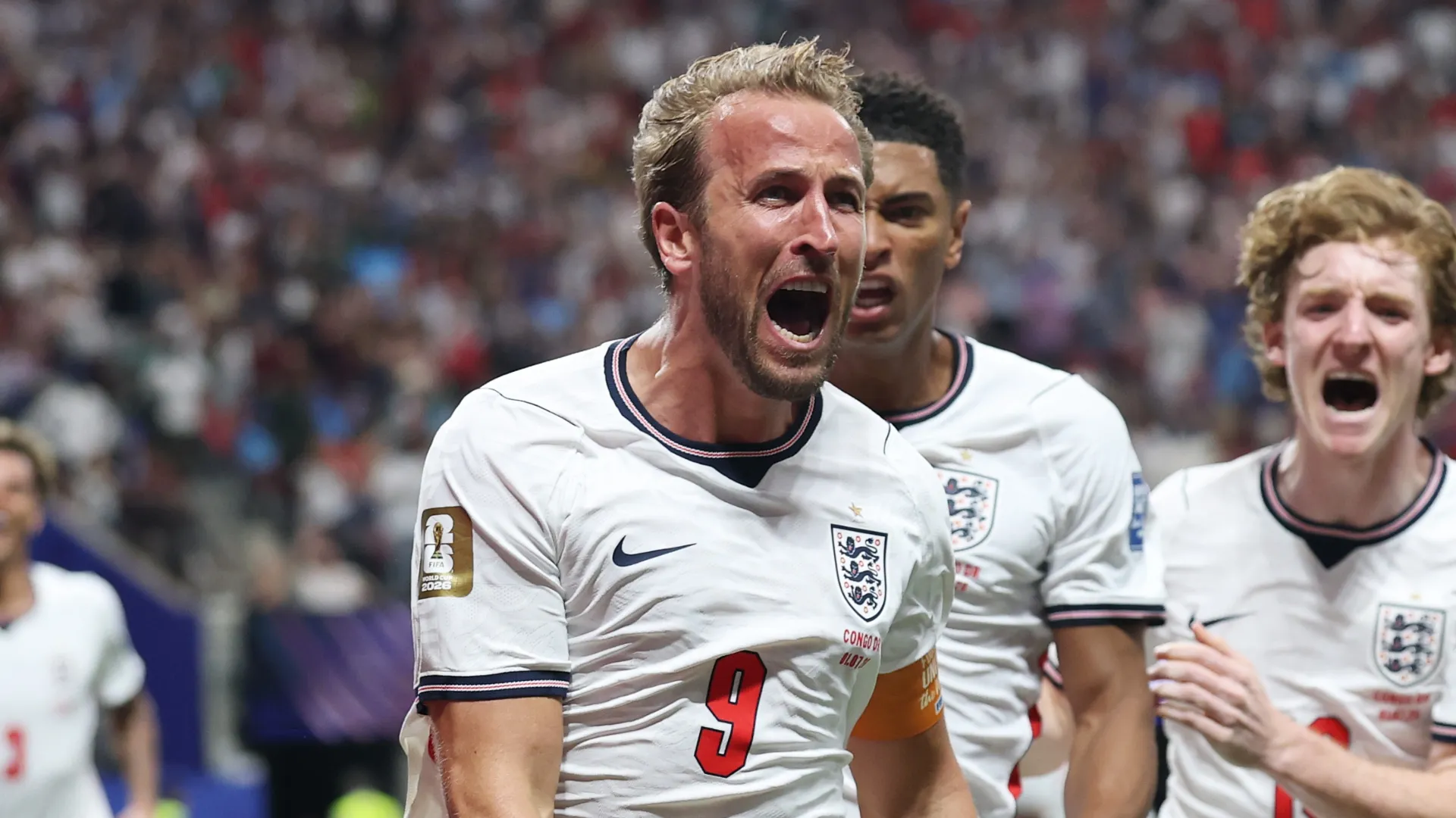 Harry Kane nº 9 da Inglaterra comemorando.