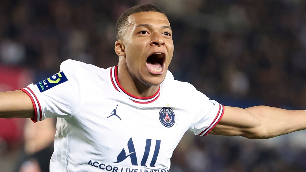 Mbappe chama senadora paraguaia de desprezível após ataques racistas; federação francesa denuncia crime de ódio