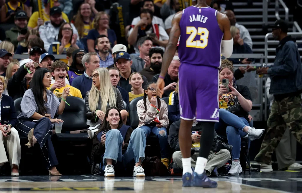 LeBron James elogia atuação histórica de Caitlin Clark no WNBA: Transcendente