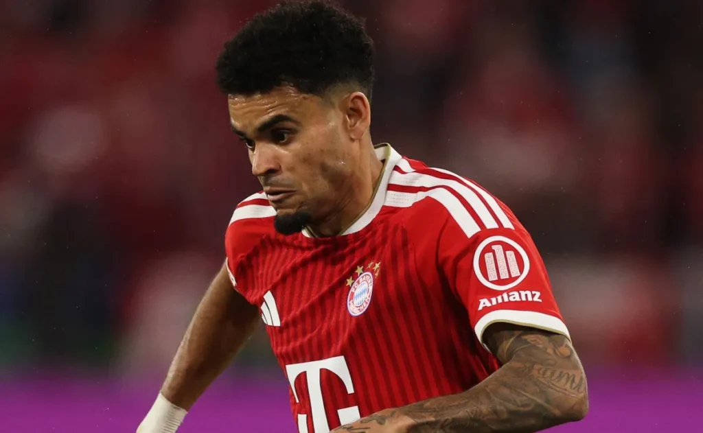 Luis Díaz recusa oferta de €25 milhões do Al Hilal e decide permanecer no Bayern de Munique