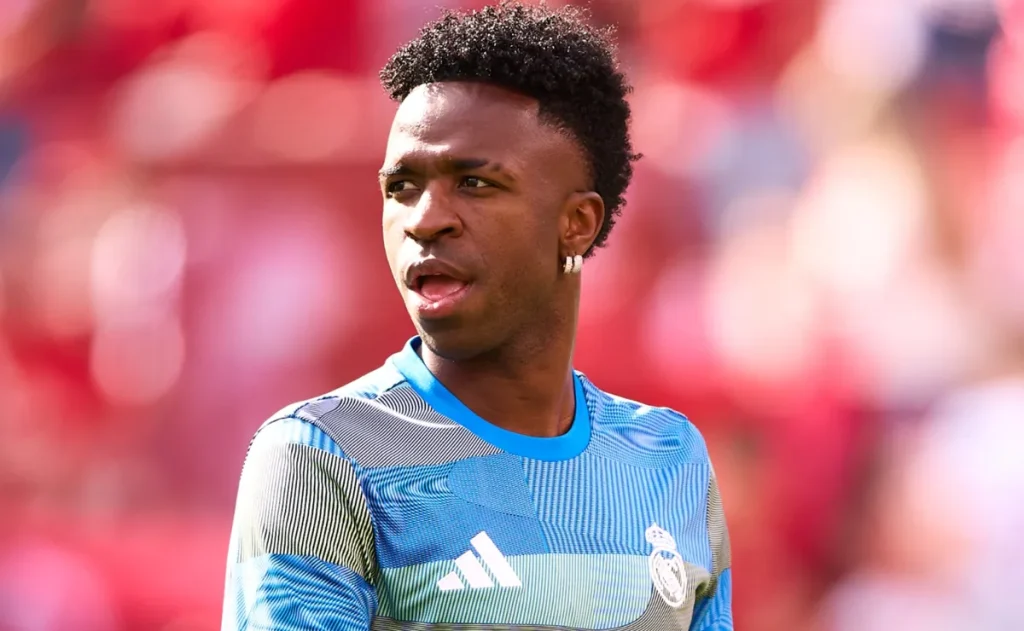 Vinicius Jr. reduz pedido salarial para renovar com Real Madrid, mas Arsenal prepara oferta recorde