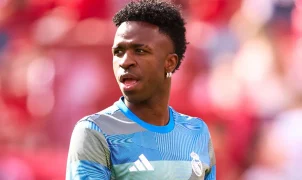 Vinicius Jr. reduz pedido salarial para renovar com Real Madrid, mas Arsenal prepara oferta recorde