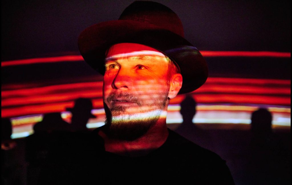 Jeff Ament, baixista do Pearl Jam, lançará livro de fotos inéditas dos primeiros anos da banda