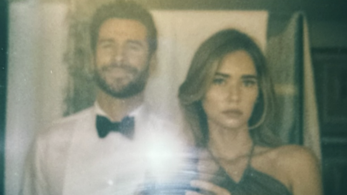 liam-hemsworth-gabriella-brooks Liam Hemsworth Gabriella Brooks Selfie Polaroid