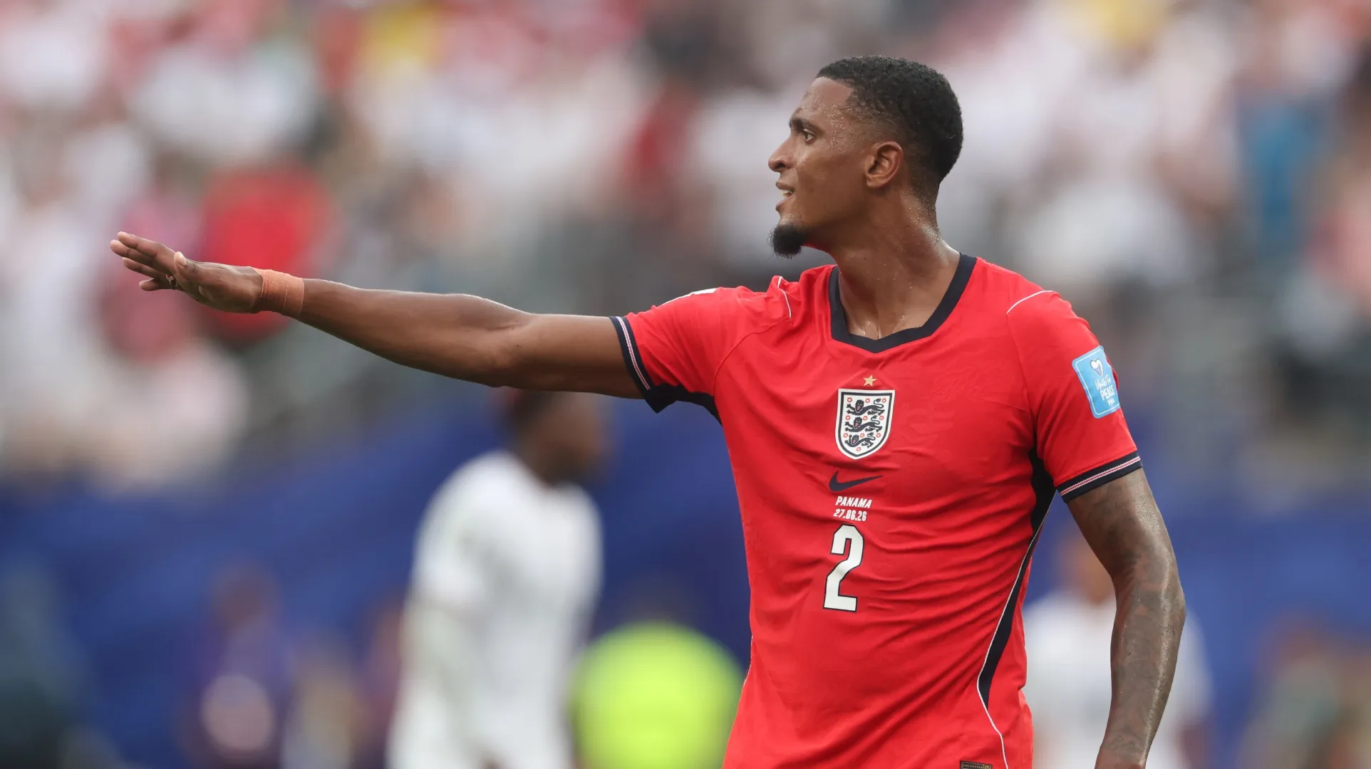Ezri Konsa nº 2 da Inglaterra.