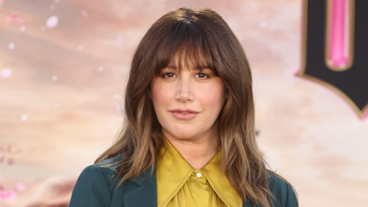 Ashley Tisdale transformando ensaio de grupo de mães tóxicas em série da Netflix