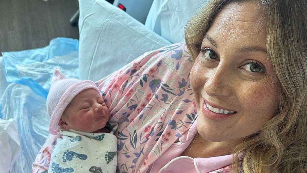 California mom births baby in Jack in the Box parking lot
