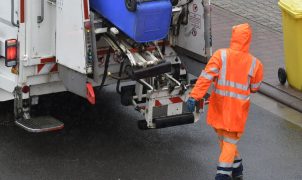 Gari é atropelado por motorista embriagado em SP e coleta de lixo é suspensa na zona norte