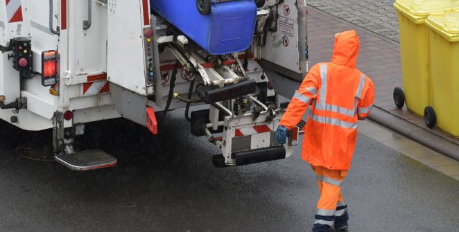 Gari é atropelado por motorista embriagado em SP e coleta de lixo é suspensa na zona norte