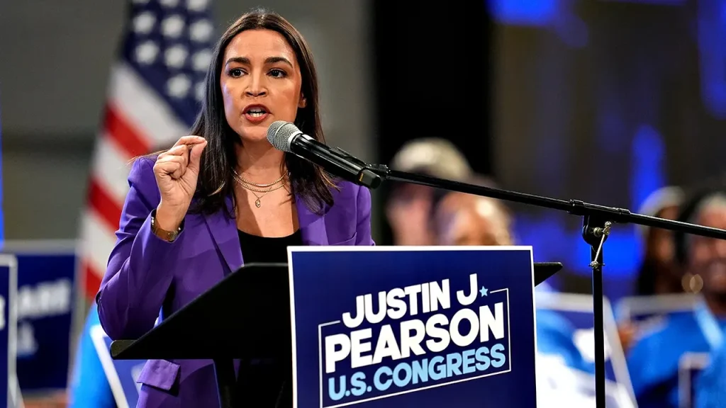 AOC é acusada de usar sotaque falso em comício no Tennessee e gera comparações com Kamala Harris