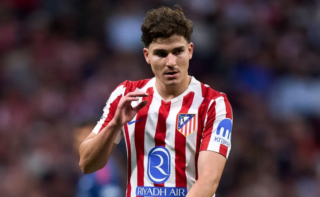 Arsenal sonha com Julian Alvarez, que pede para deixar o Atlético de Madrid após atritos com a diretoria