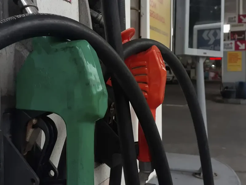 Aumento do etanol na gasolina para 32% deve reduzir preço em R$ 0,03, afirma ministro