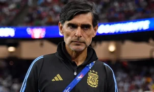 Roberto Ayala admite erro em empurrão em Dani Olmo e promete pedir desculpas pessoalmente após final da Copa do Mundo
