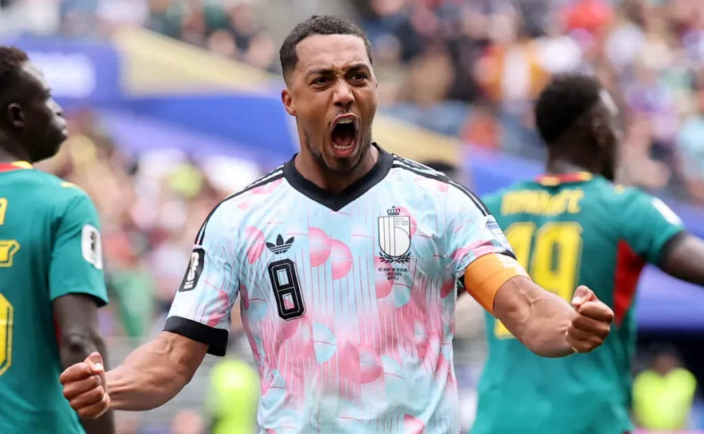 Recapitulação diária da Copa do Mundo: controvérsia sobre pênaltis e reviravoltas épicas agitam as oitavas de final