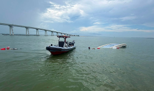 Coast Guard Fort Myers Beach saves 8 after boat capsized in Florida