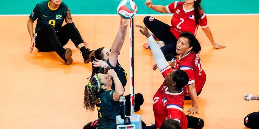 Brasil busca inédito título mundial masculino e bi feminino no vôlei sentado em Hangzhou