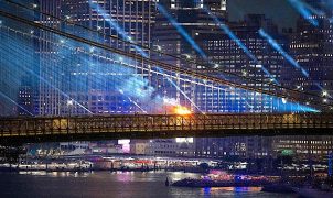 Brooklyn Bridge fire breaks out during July Fourth fireworks show